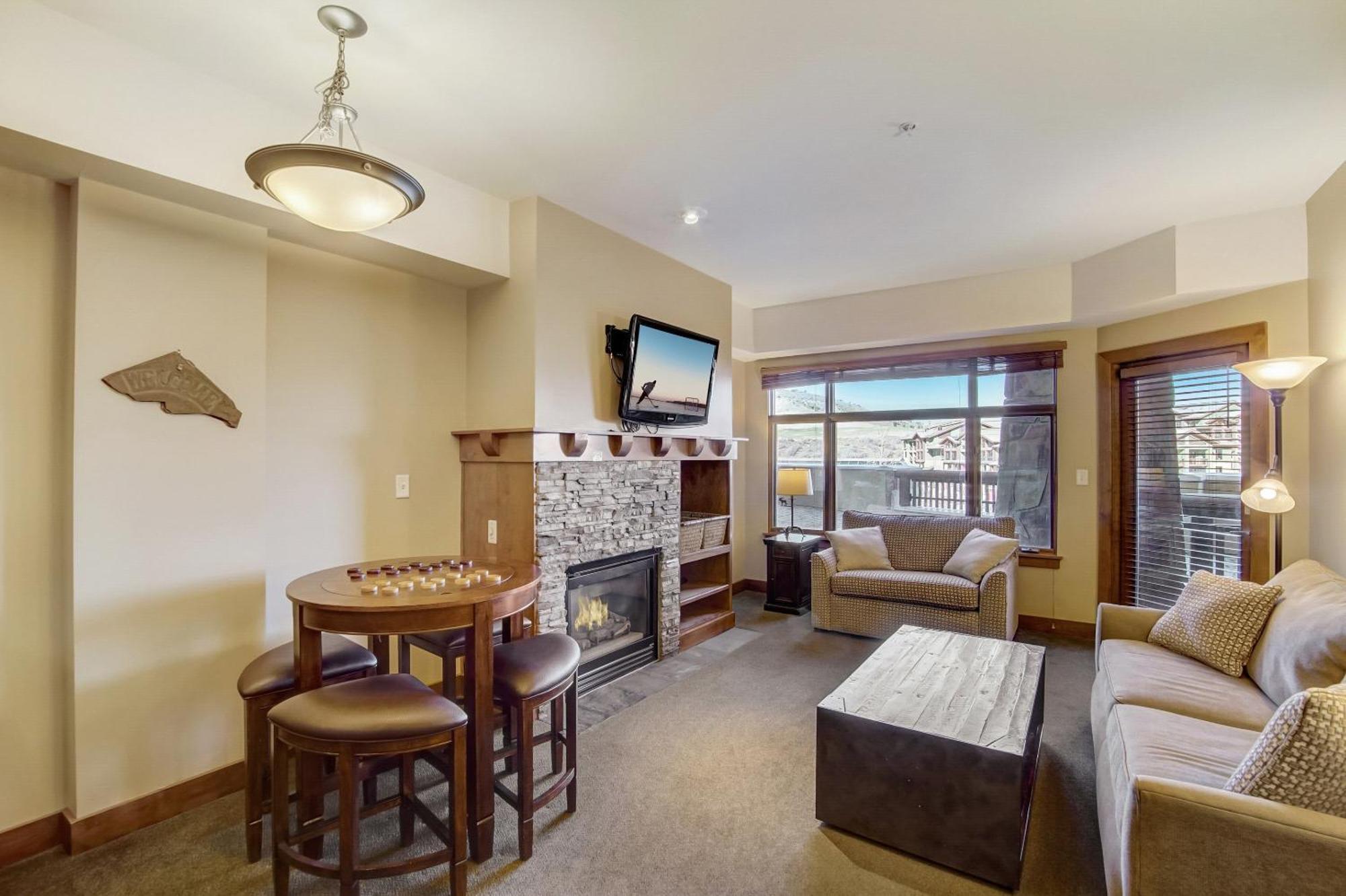 Sundial Lodge By All Seasons Resort Lodging 파크 시티 외부 사진